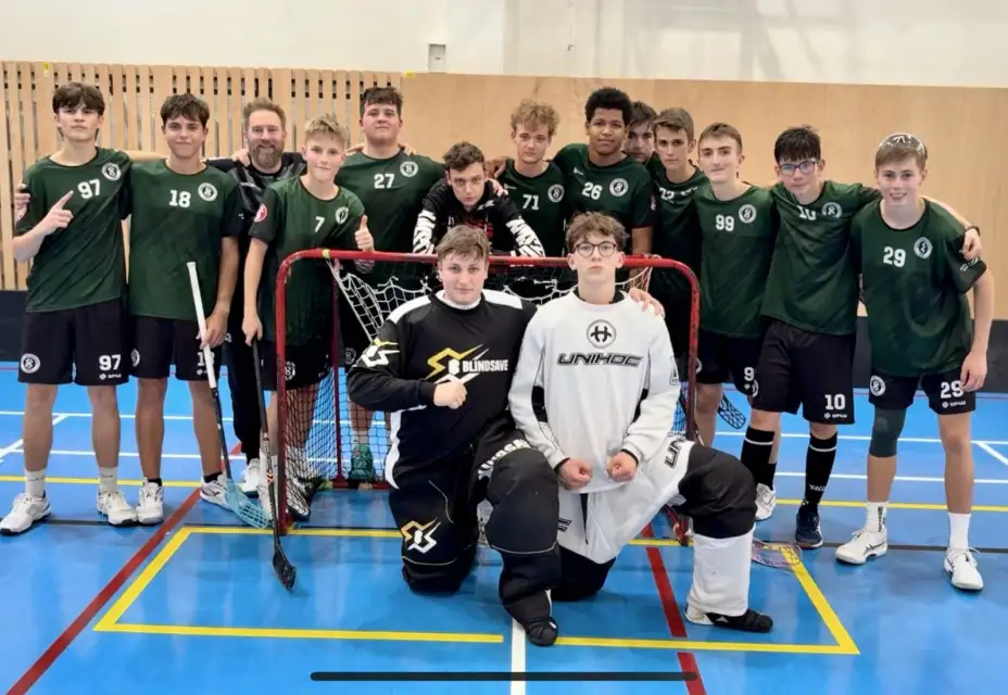 Dorostenci vezou 6 bodů a postupují o koš výš!