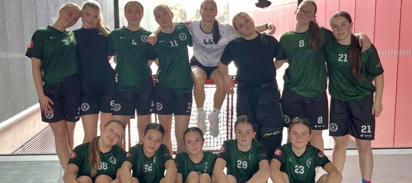 Dorostenky vstoupily do roku 2026 dvěma výhrami v Pardubicích