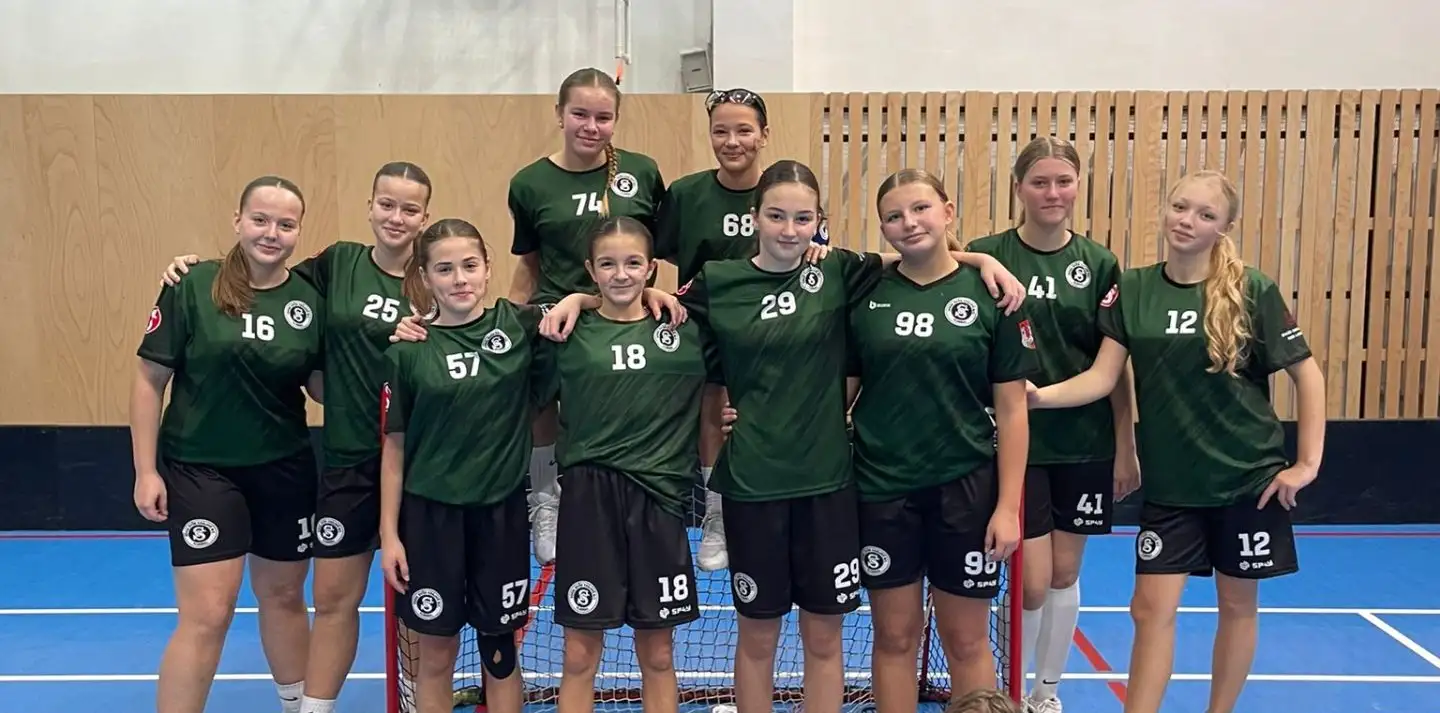 Dvojitá výhra pro starší žákyně