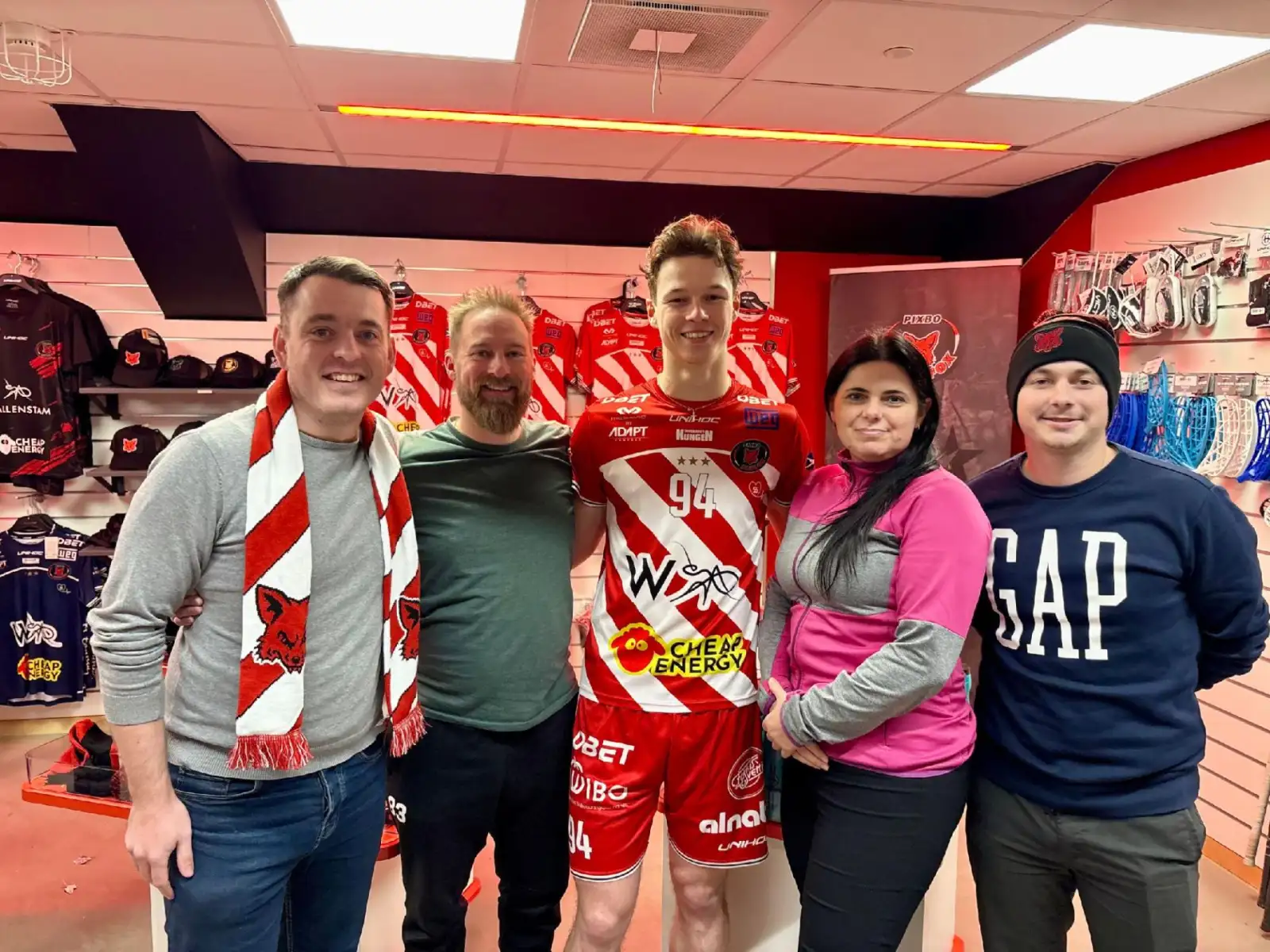 Dvorský florbal na stáži ve švédském Pixbu