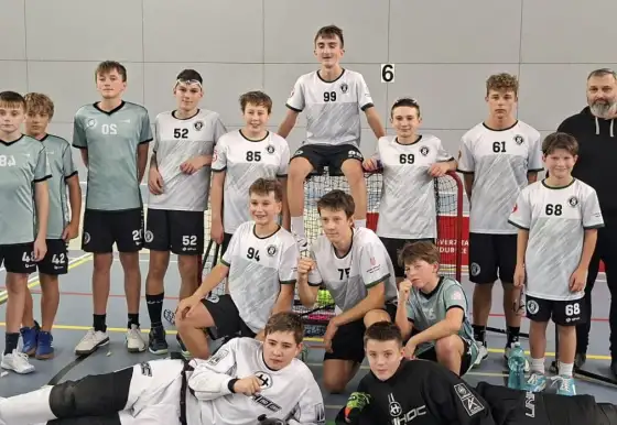 Starší žáci vítězně v novém koši