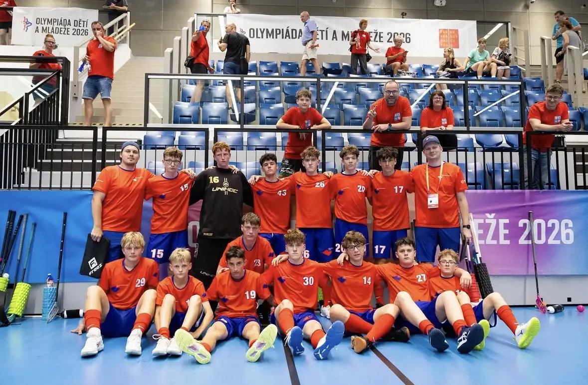 Čtyři dvorští florbalisté reprezentovali kraj na Olympiádě dětí a mládeže